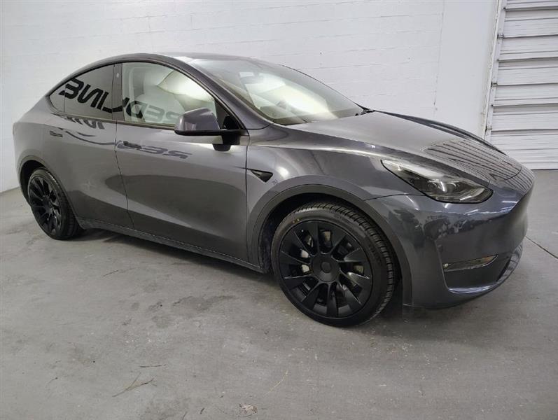 Tesla Model Y Long Range AWD 2023