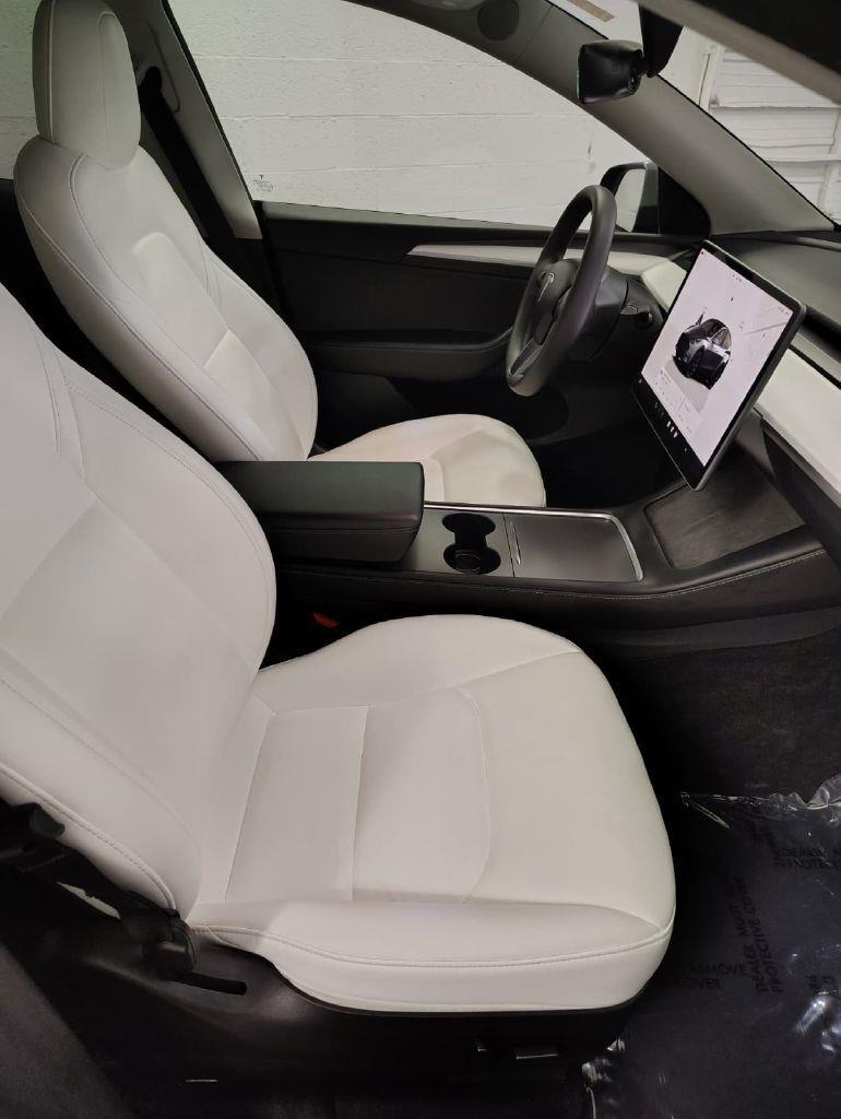 Tesla Model Y Long Range AWD 2023