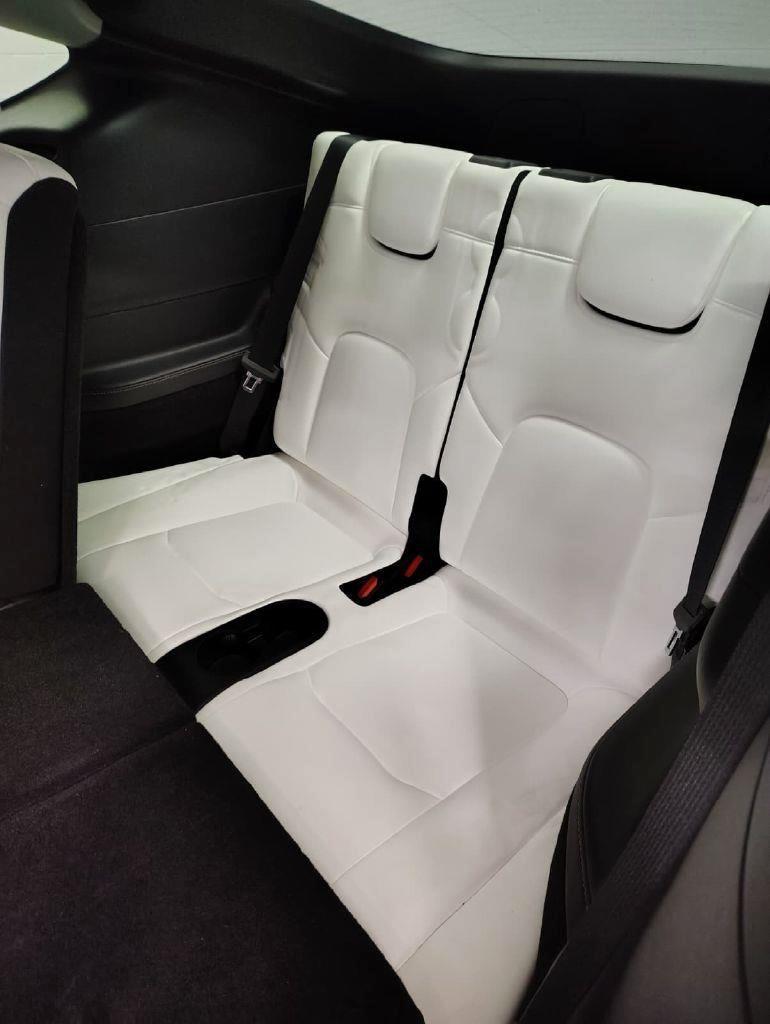 Tesla Model Y Long Range AWD 2023