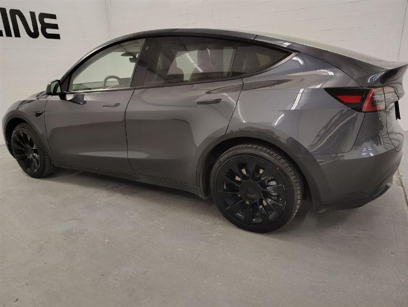 Tesla Model Y Long Range AWD 2023