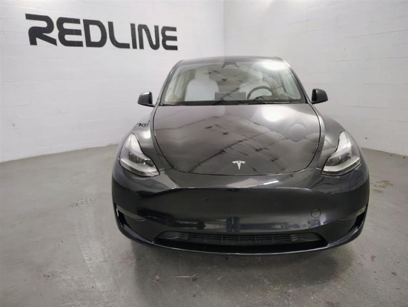 Tesla Model Y Long Range 2024