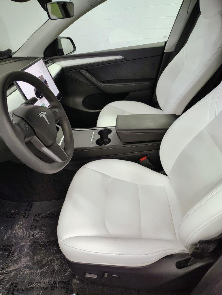 Tesla Model Y Long Range 2024