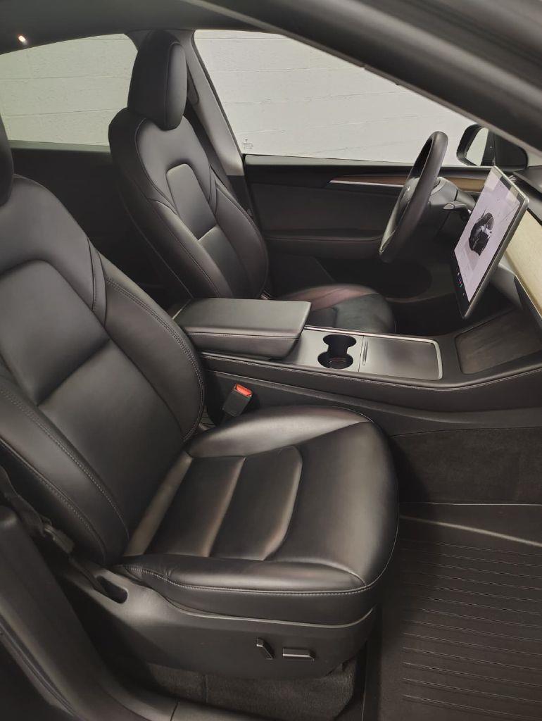 Tesla Model Y Long Range AWD 2023