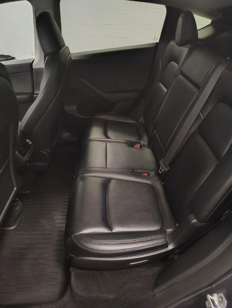 Tesla Model Y Long Range AWD 2023