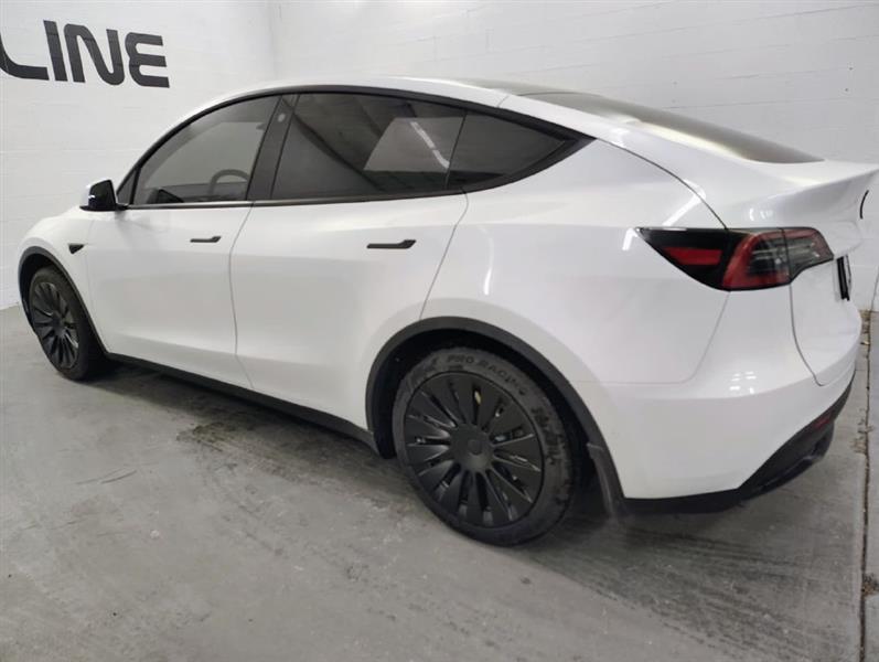 Tesla Model Y Long Range AWD 2023
