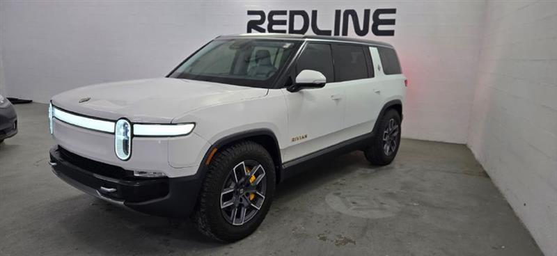 Rivian R1S Adventure 2023
