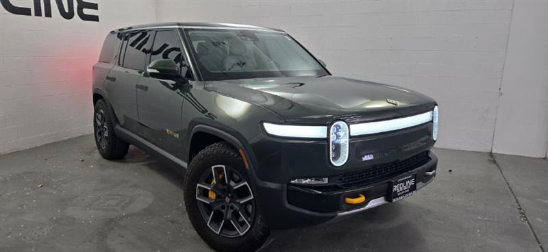Rivian R1S Adventure 2024