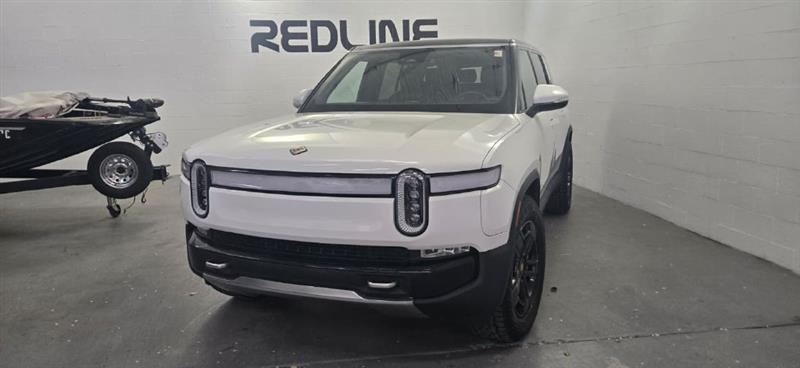 Rivian R1S Adventure 2024