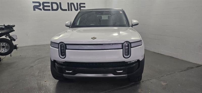Rivian R1S Adventure 2024