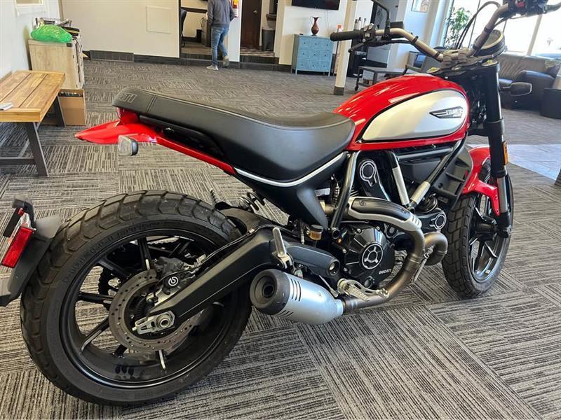 Ducati Scrambler  2022