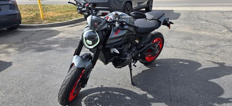 Ducati Monster  2023