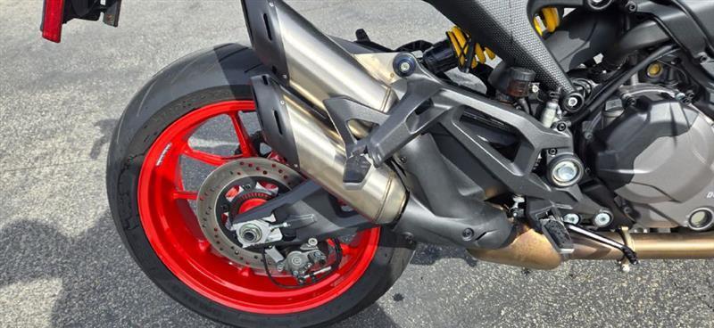 Ducati Monster  2023