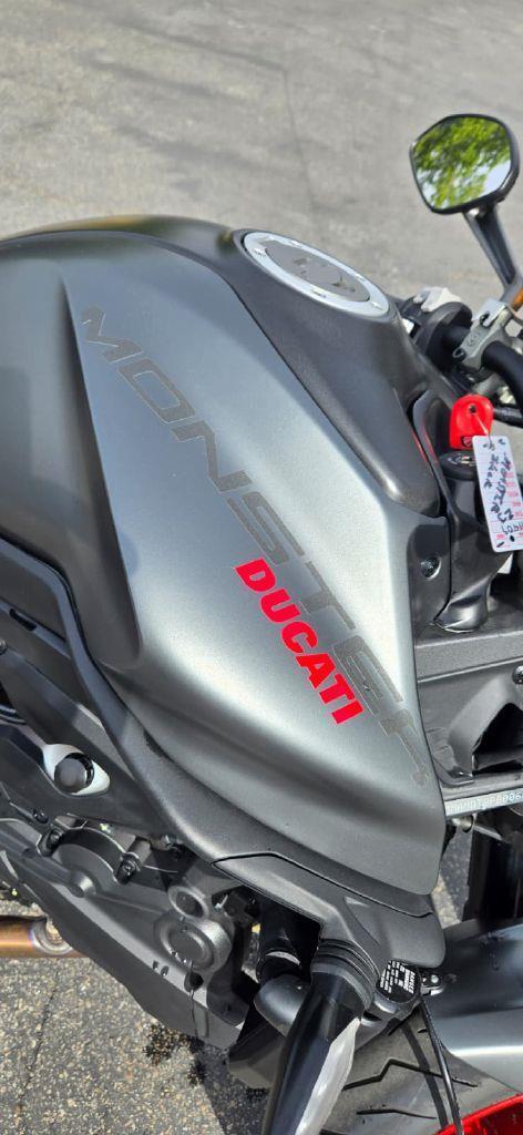 Ducati Monster  2023