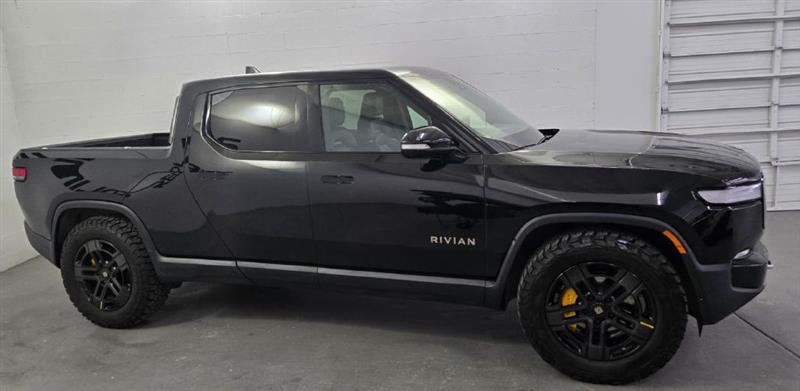 Rivian R1T Adventure 2022