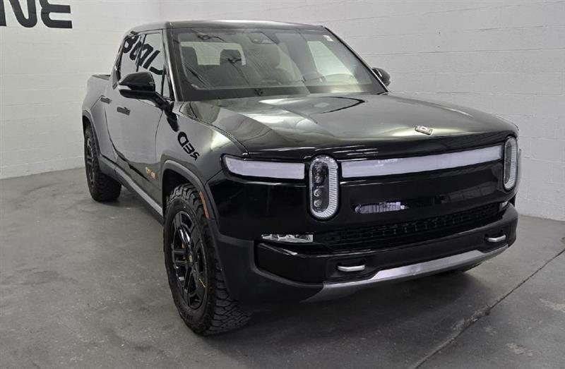 Rivian R1T Adventure 2022