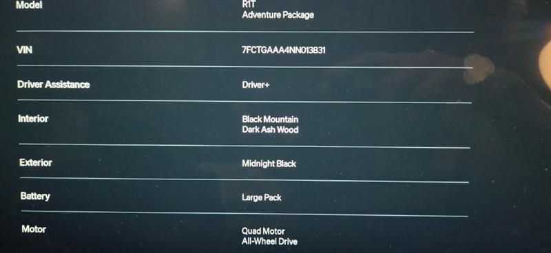 Rivian R1T Adventure 2022
