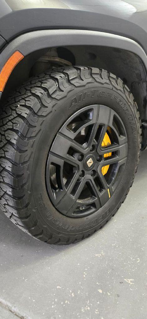 Rivian R1T Adventure 2022
