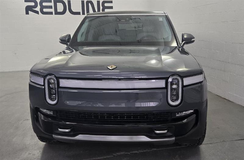 Rivian R1S Adventure 2023