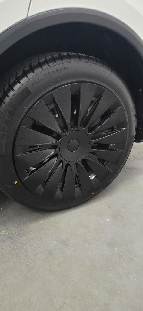 Tesla Model Y Long Range 2026