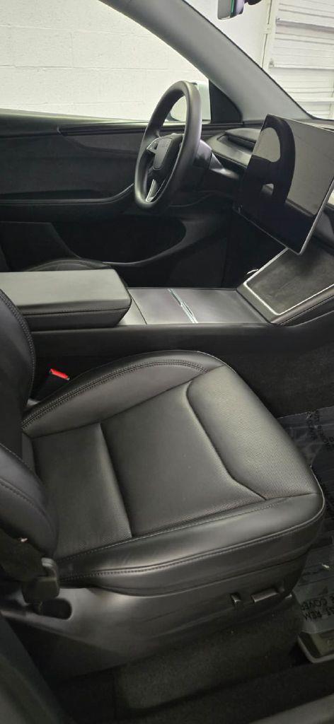 Tesla Model Y Long Range 2026