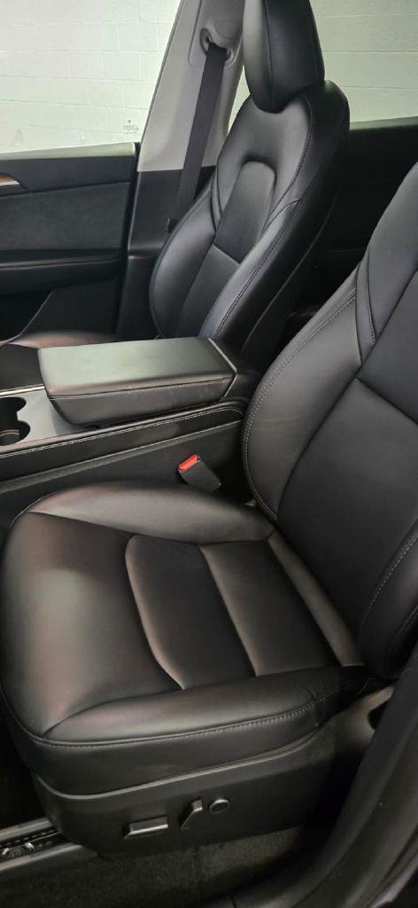 Tesla Model Y Long Range AWD 2024