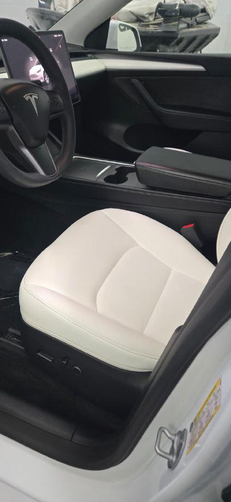 Tesla Model Y Long Range 2023