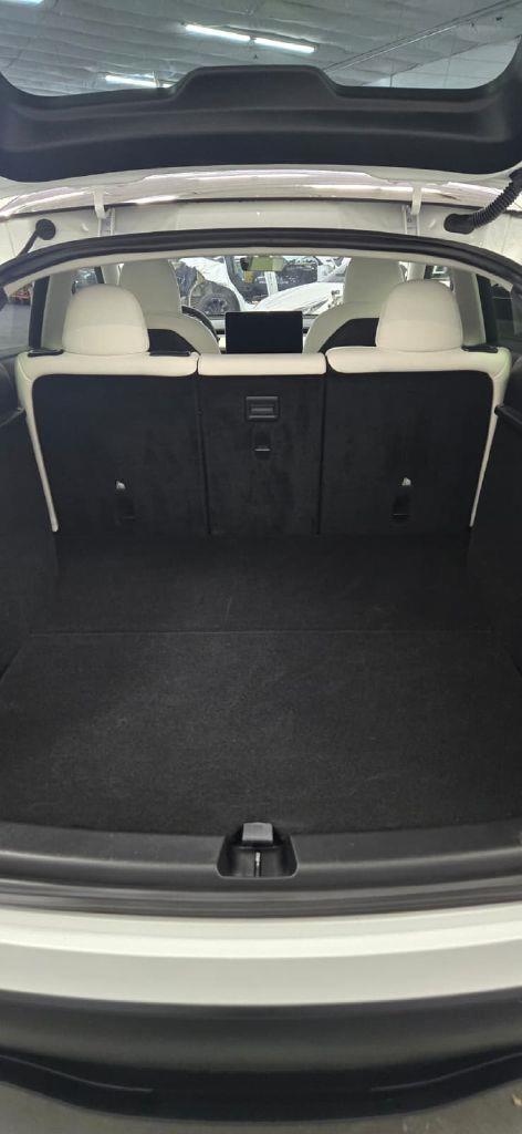 Tesla Model Y Long Range 2023