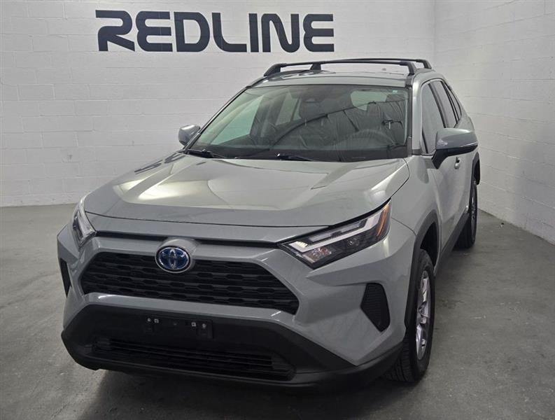 Toyota RAV4 Hybrid XLE 2022