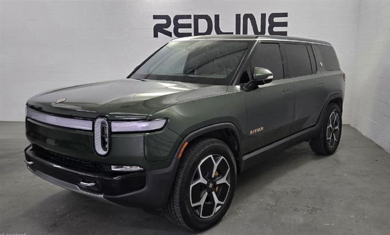 Rivian R1S Adventure 2023