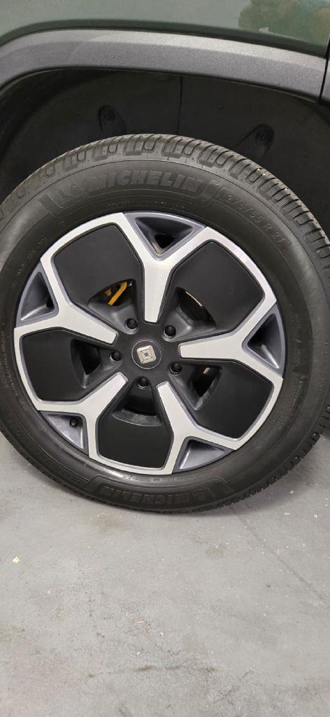Rivian R1S Adventure 2023