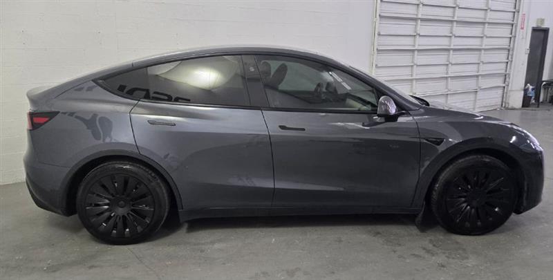 Tesla Model Y Long Range AWD 2023
