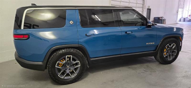 Rivian R1S Adventure 2023