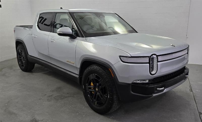Rivian R1T Adventure 2022