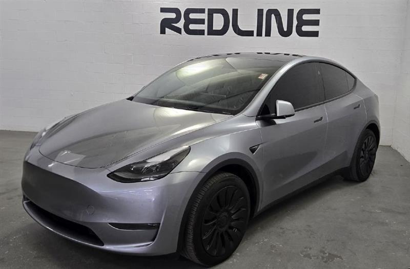 Tesla Model Y Long Range 2024