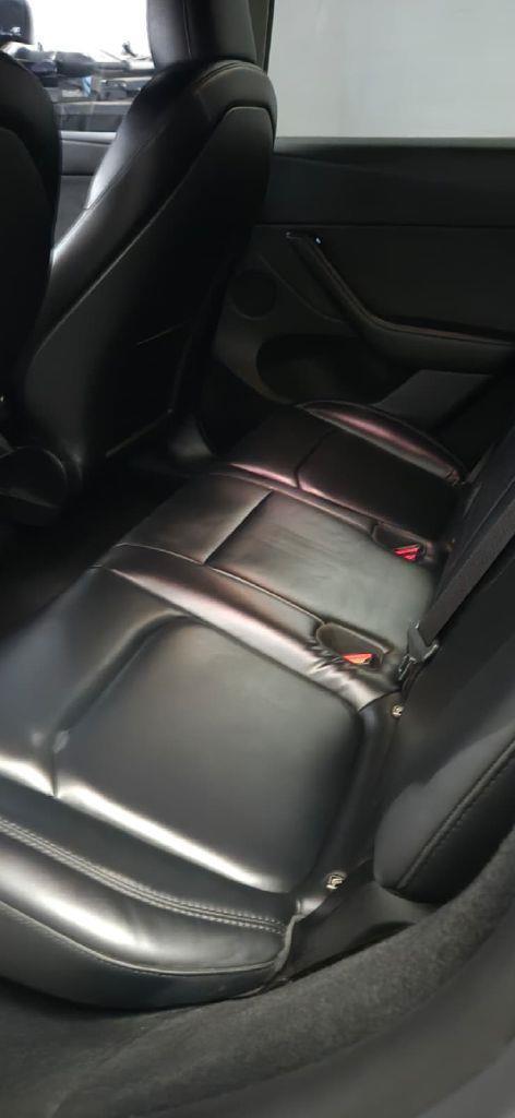 Tesla Model Y Long Range 2024