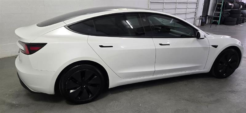 Tesla Model 3 Long Range 2025