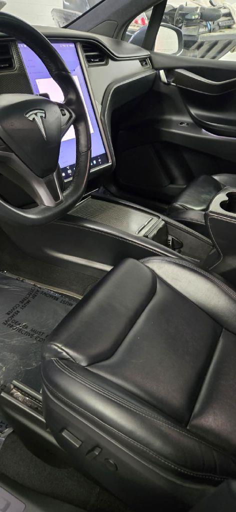 Tesla Model X Performance 2020