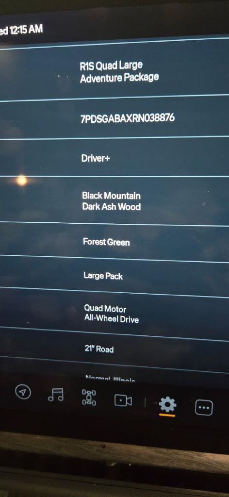 Rivian R1S Adventure 2024