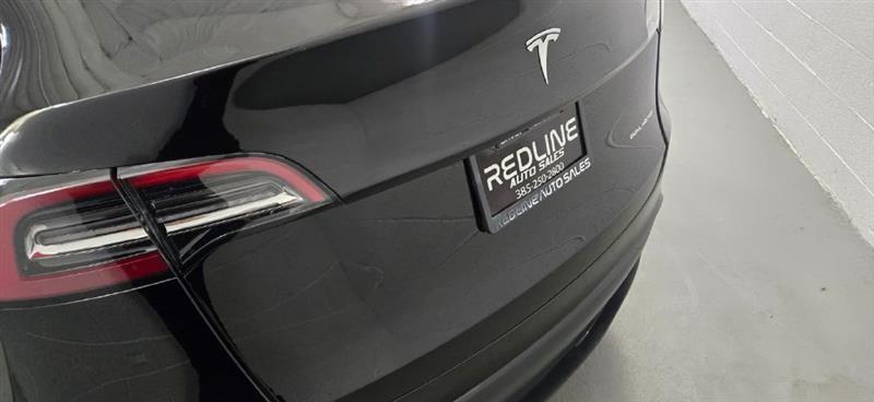 Tesla Model Y Long Range AWD 2023
