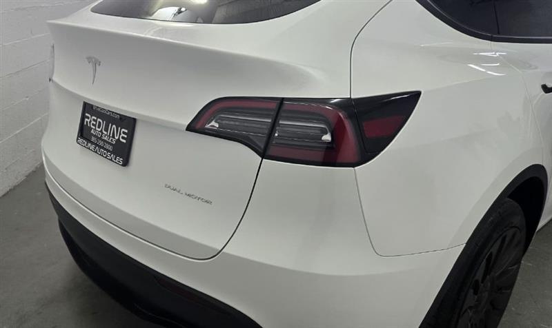 Tesla Model Y Long Range 2023