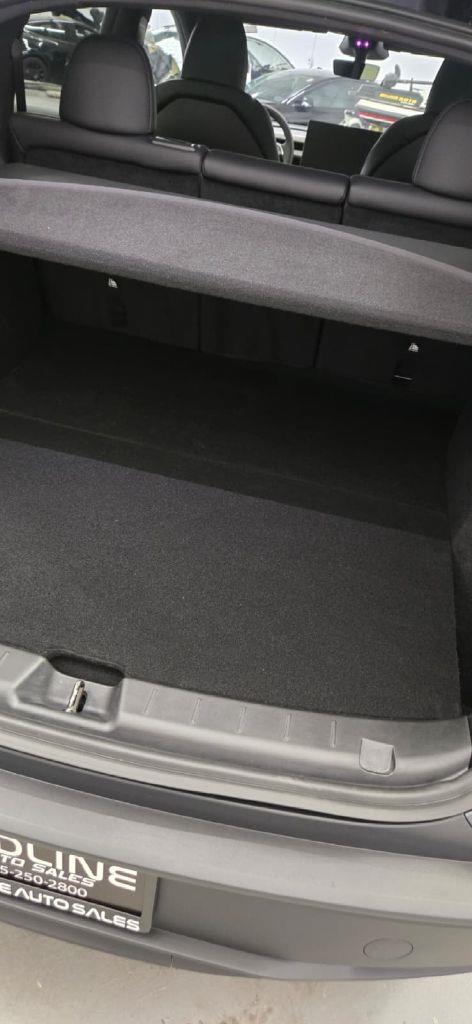 Tesla Model Y Long Range 2026