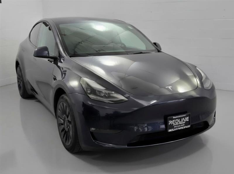 Tesla Model Y Long Range AWD 2024