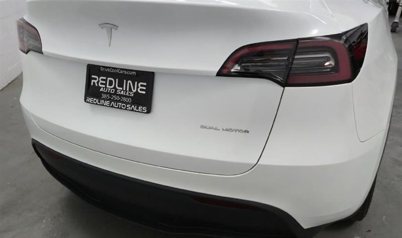 Tesla Model Y Long Range AWD 2023
