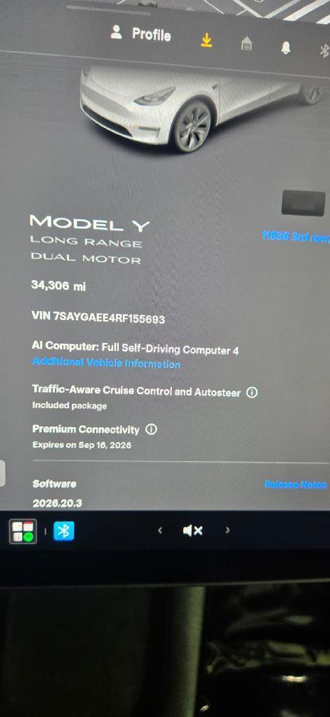 Tesla Model Y Long Range AWD 2024