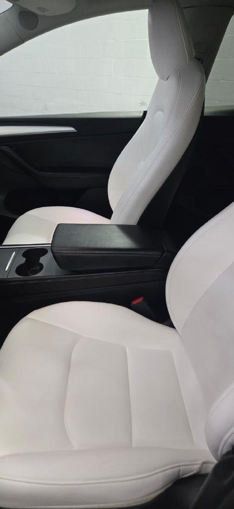 Tesla Model Y Long Range AWD 2024
