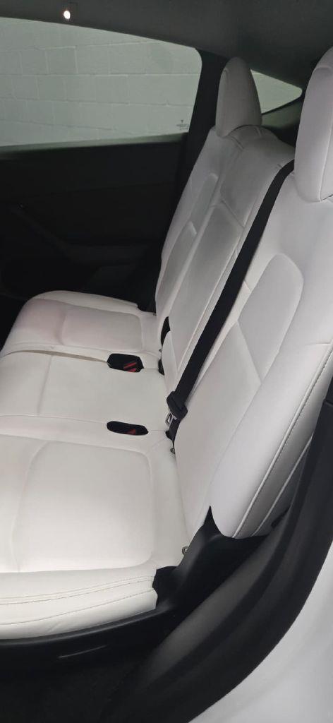 Tesla Model Y Long Range AWD 2024