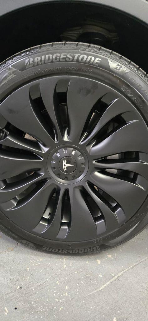 Tesla Model Y Long Range AWD 2023