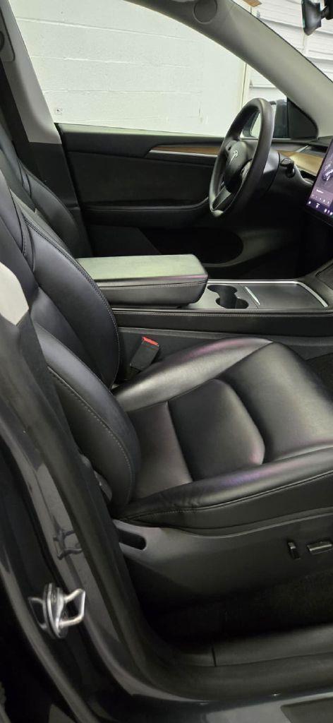 Tesla Model Y Long Range AWD 2023