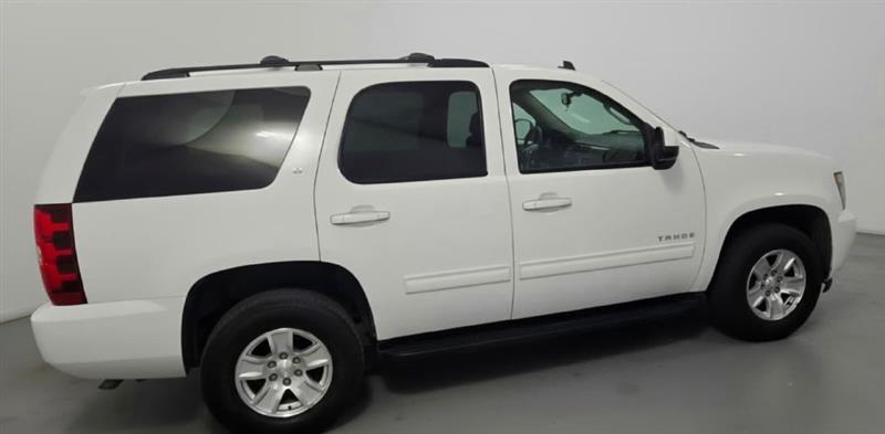 Chevrolet Tahoe LT 4WD 2011
