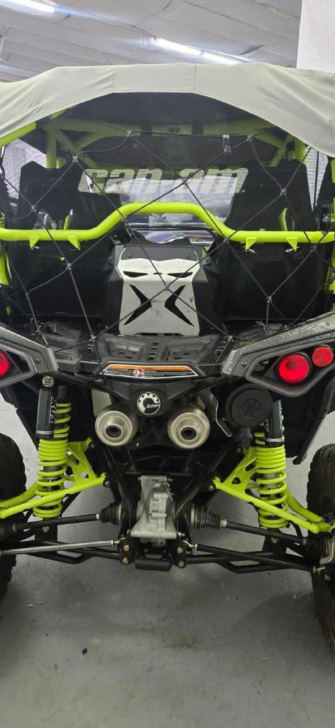 Can-Am Maverick Max 1000R Turbo X DS  2016